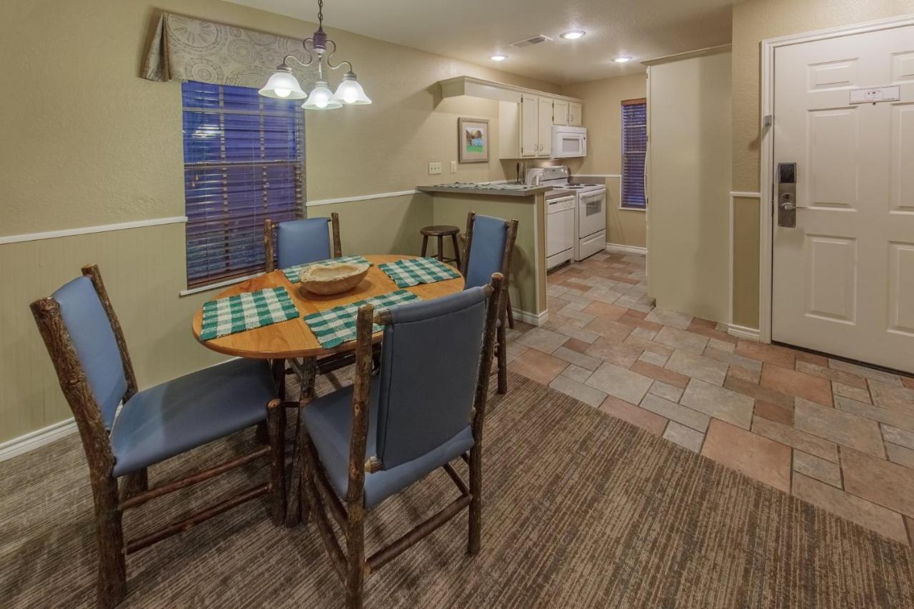 Holiday Inn Club Vacations Villages Resort At Lake Palestine Flint Bagian luar foto